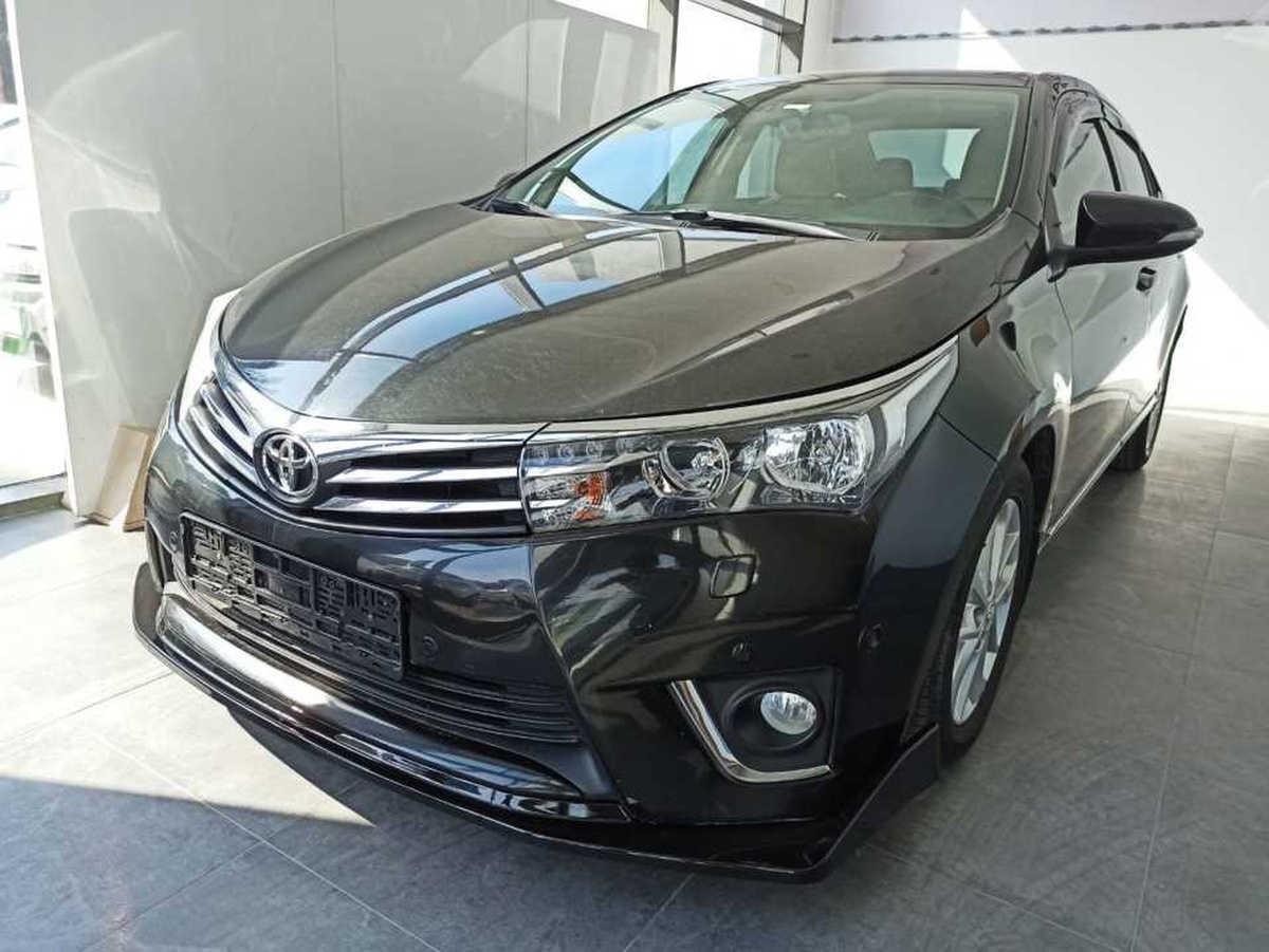 Toyota Corolla 2013-2016 Ön Lip