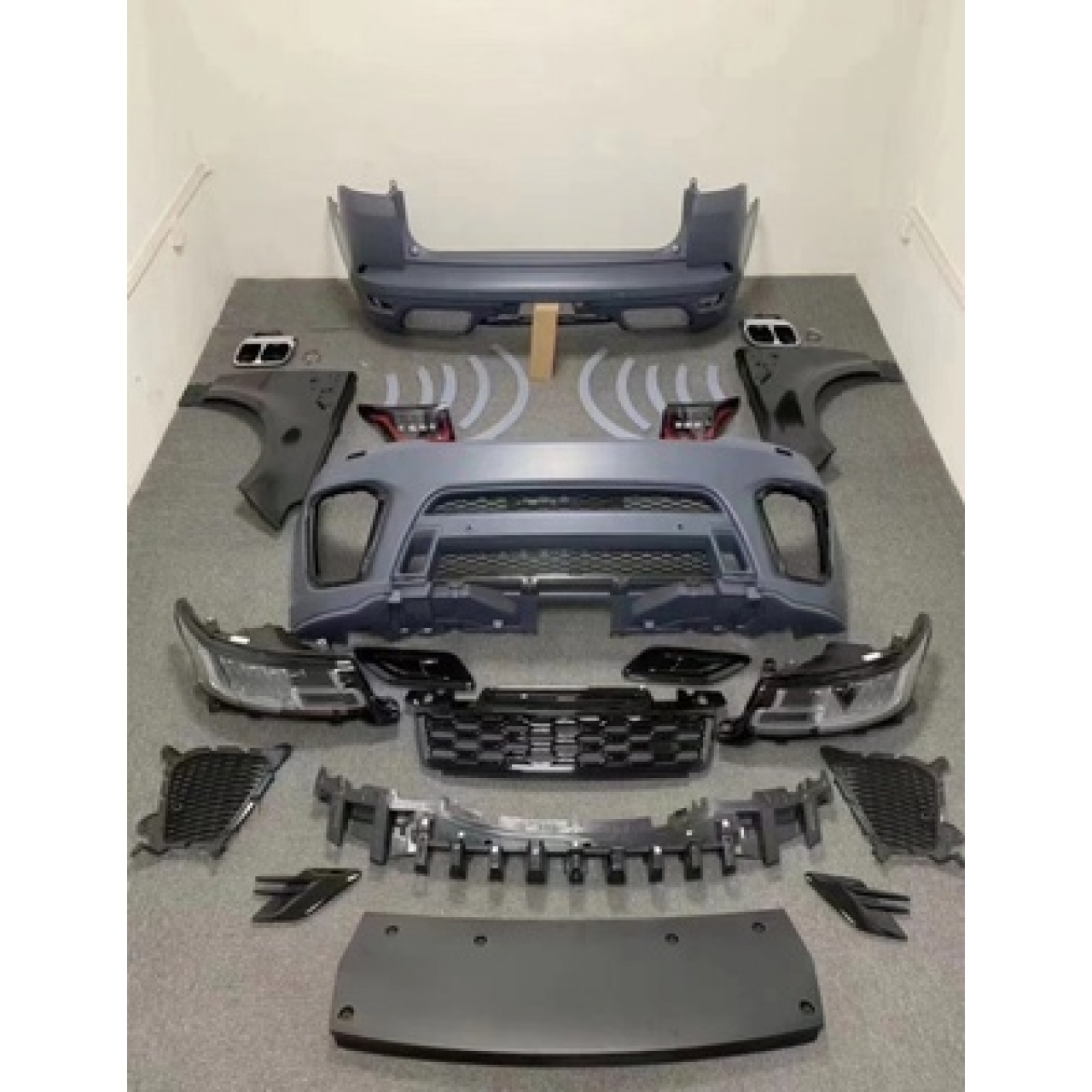 Range Rover Sport 2014-2017 İçin 2018+ Svr Facelift  Body Kit (4 LENS FAR VE LED STOP DAHiL)