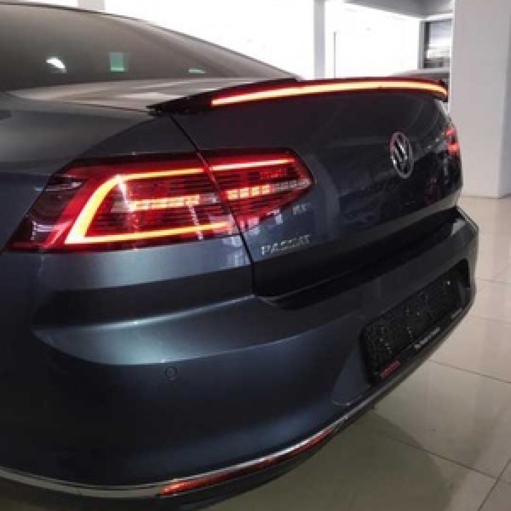 Volkswagen Passat Led Spoiler Parlak Siyah Fiyat ve Modelleri